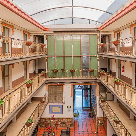 Hotel Zapotlan Ciudad Guzman Bagian luar foto