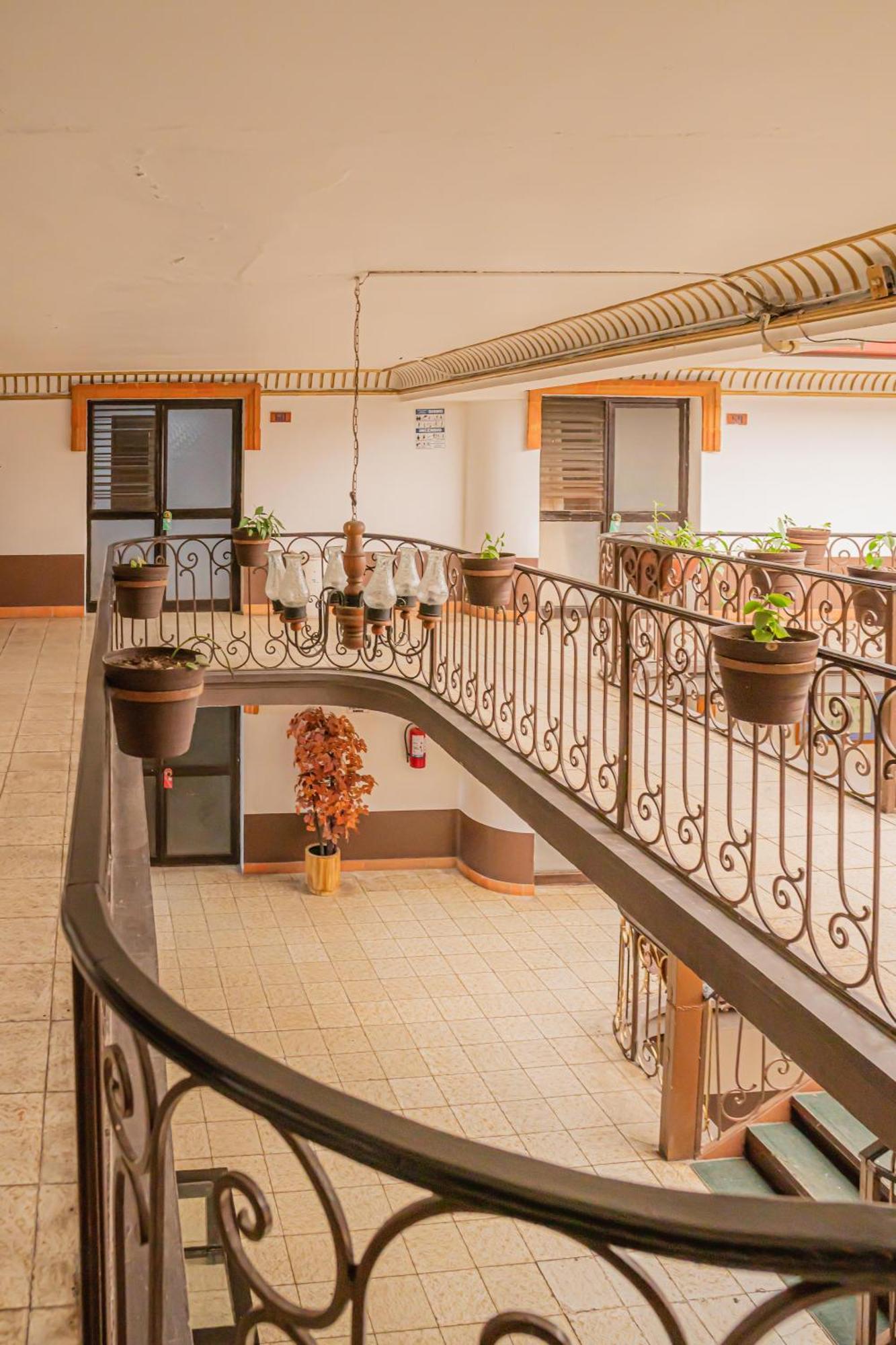 Hotel Zapotlan Ciudad Guzman Bagian luar foto