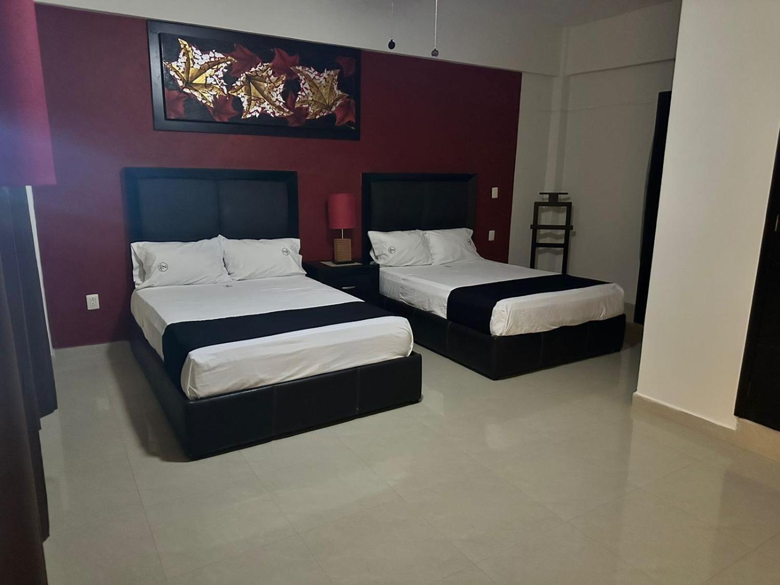 Hotel Zapotlan Ciudad Guzman Bagian luar foto